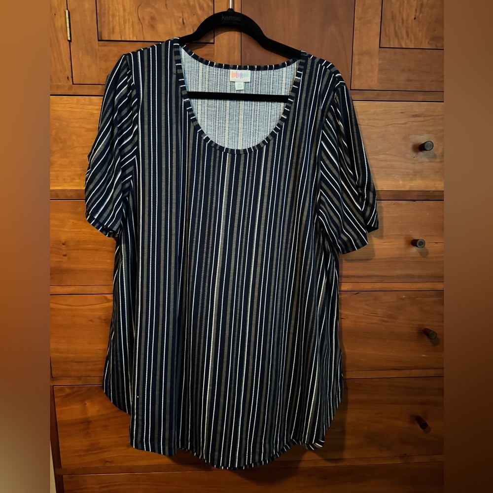 Striped Black and White Morgan tee